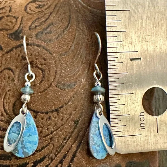 Silver Blue Turquoise Earrings with Elegant Design - Picture 3 of 3